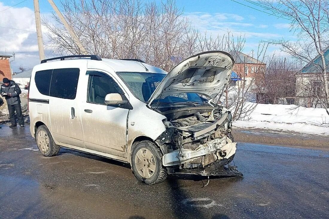 Пензенская область новости дтп сегодня. ДТП В Кузнецке Пензенской области. Авария в Кузнецке Пензенской области вчера. ДТП В Кузнецком районе Пензенская область.