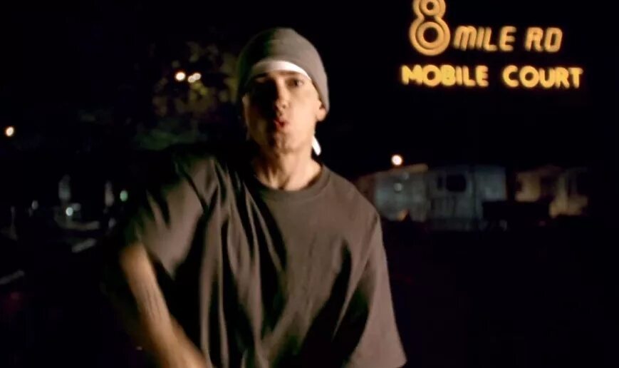 Эминем про маму. Эминем Монстер. Eminem монстр. The Monster Eminem feat. Rihanna. Клип the Monster Eminem.