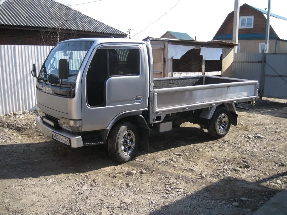 Nissan Atlas 4wd. Nissan Atlas 4wd двухкабинник. Ниссан атлас 4 ВД. Nissan Atlas, 1998 4wd. Дром купить ниссан атлас