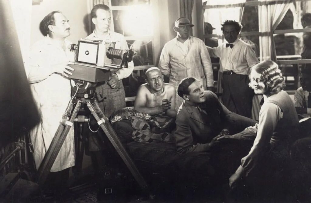 тагефон 1931. х фильм 2022. кинг конг 1933 актриса. фэй рэй в фильме кинг конг. режиссер на съемочной площадке.