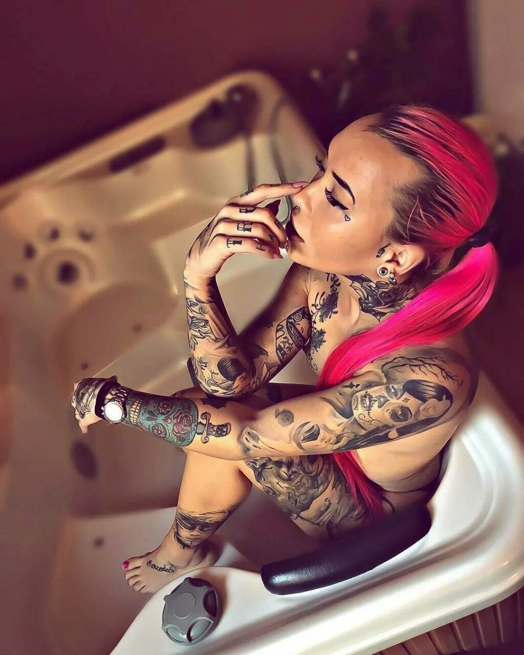 Darnit domi модель. тату для девушек. паула левина tattoo model. тату бабы. зататуироваеые девушки.
