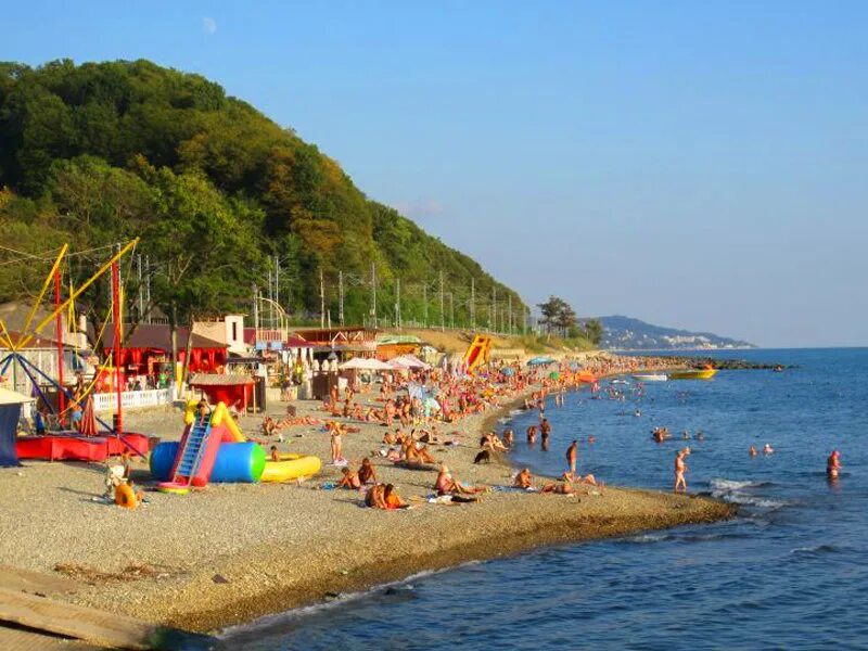 Черное море вардане. Черноморское побережье вардане. Лоо якорная щель. Посёлок вардане сочи. Шексна пансионат сочи вардане.