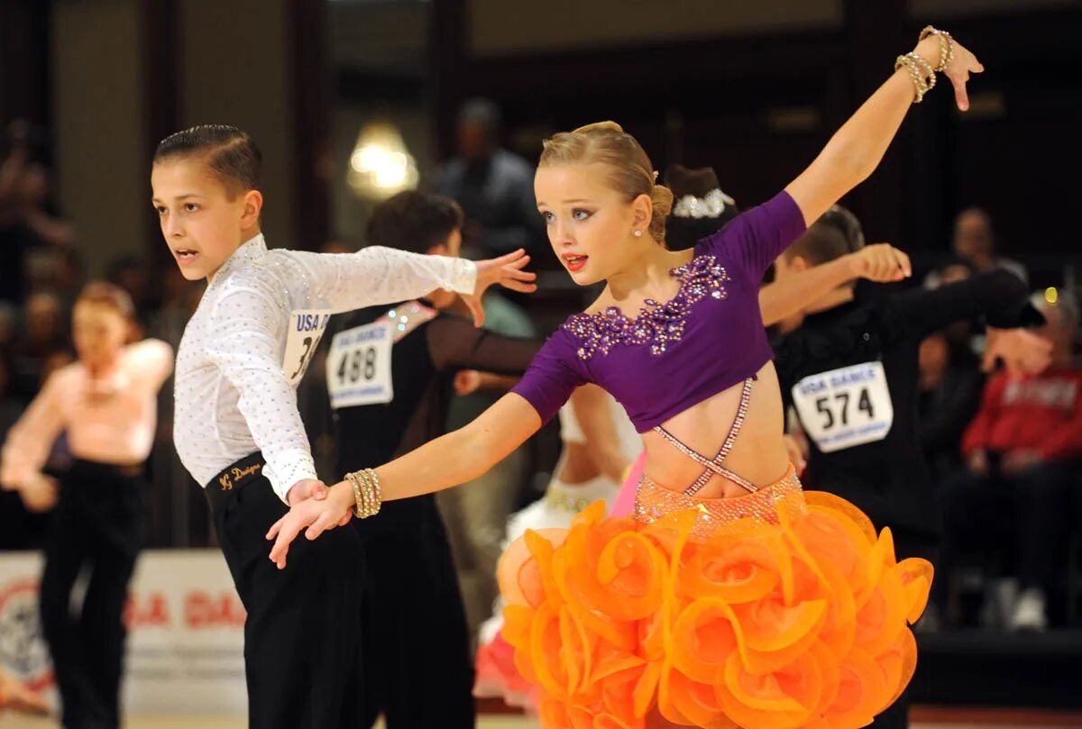 Танцы для детей химки. Танцы для детей химки. Танцы в химках для детей. Химки танцы для подростков. Танцы для детей химки.