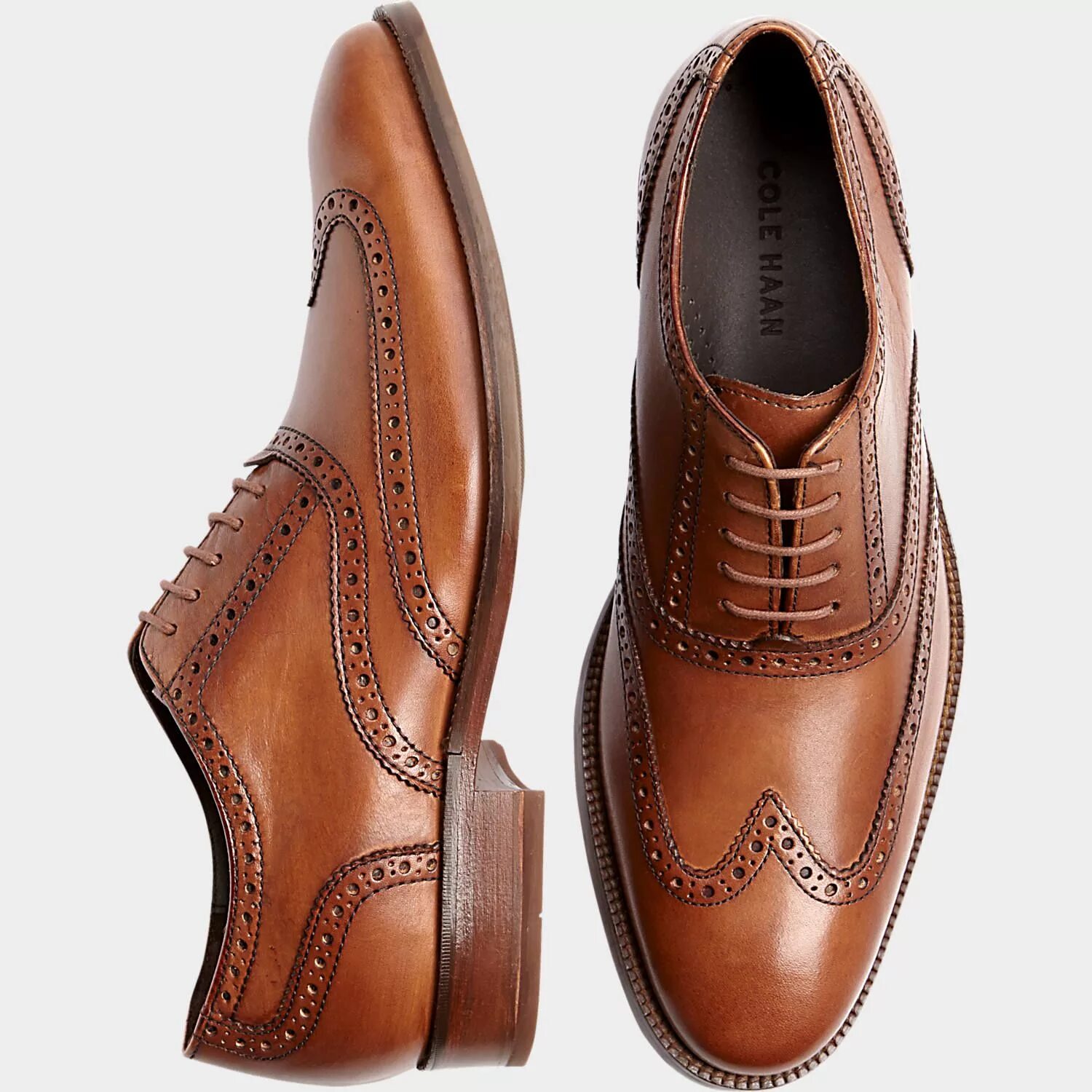 Правый ботинок. Обувь Wingtip Boot. Cole Haan обувь мужская. Мужские туфли сбоку. Мужские туфли вид сверх.