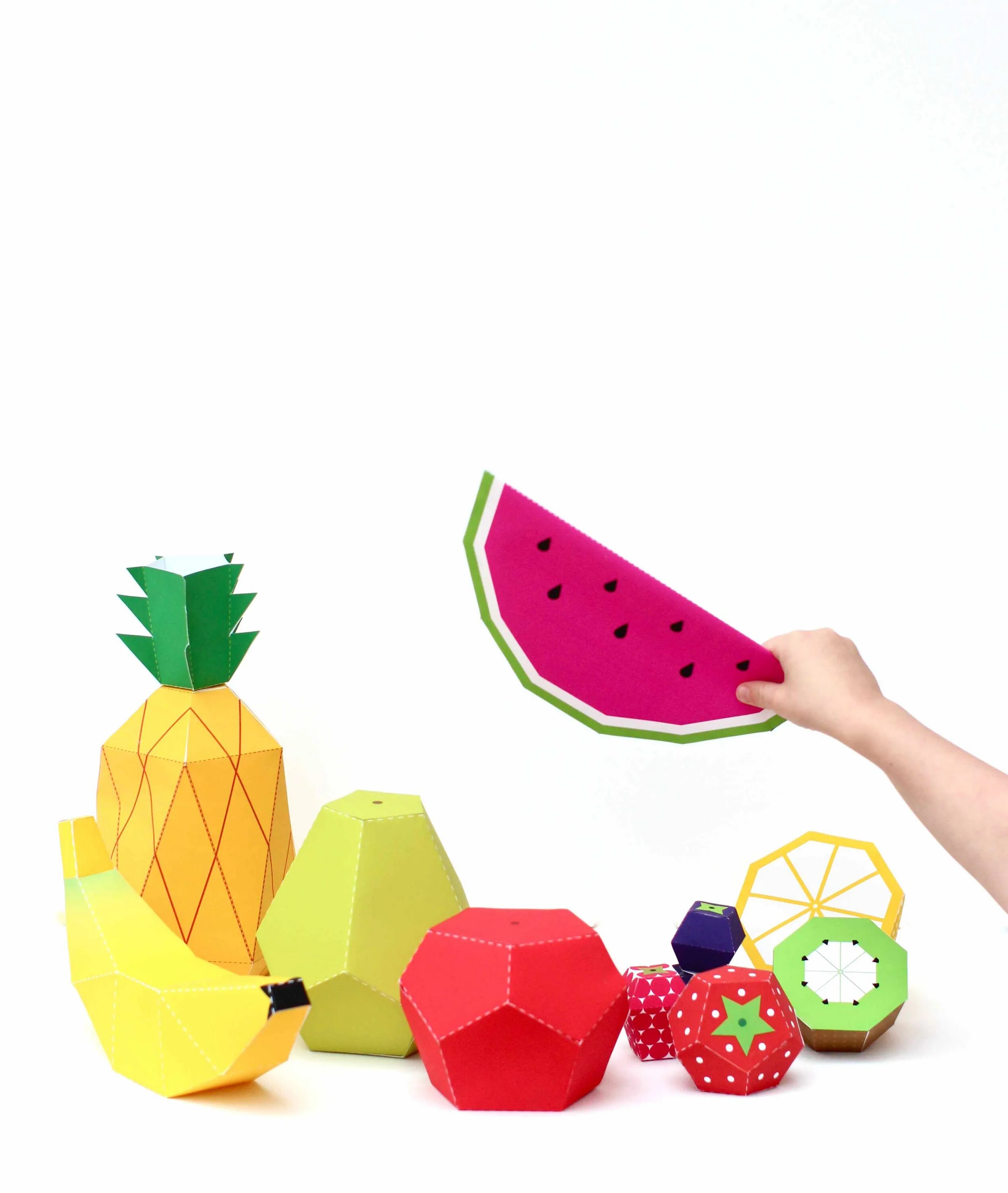 Фрукты из бумаги. Развертка фруктов из бумаги. Объемные поделки из бумаги. Объемные фрукты. Объемные фрукты из бумаги.