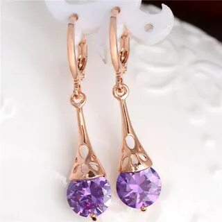 Золотые сережки с фиолетовым камнем
