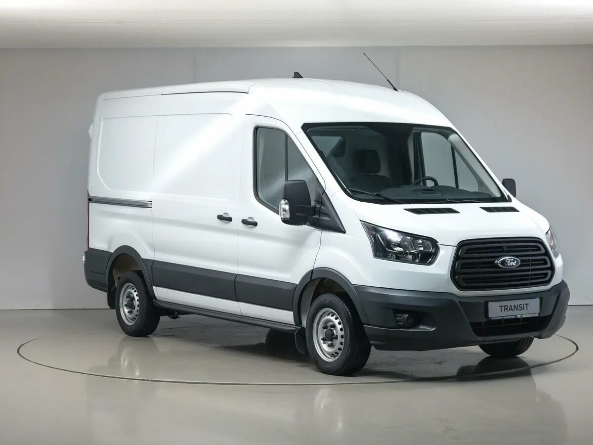 Услуга транзит. Ford Transit 2020. Ford Transit 2022. Форд Транзит фургон 2019. Ford Transit 2020 грузовой.