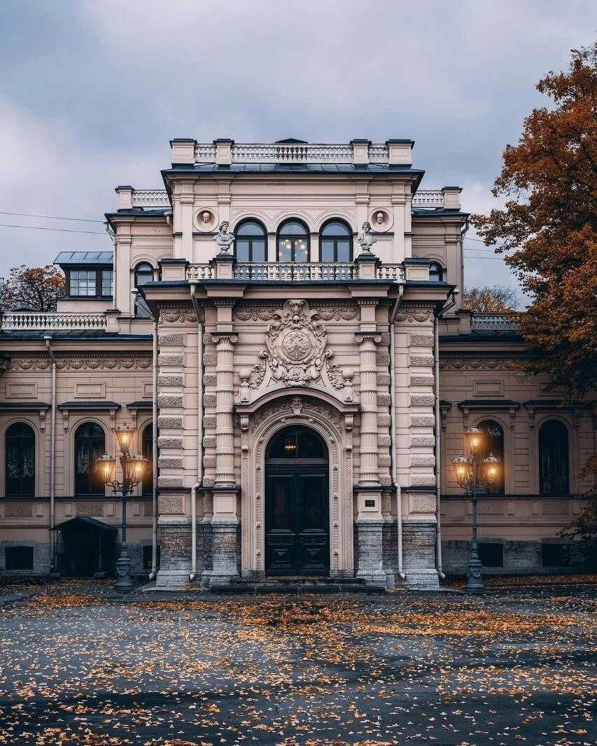 Старые здания спб
