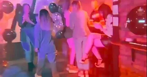 Ивлева организовала вечеринку