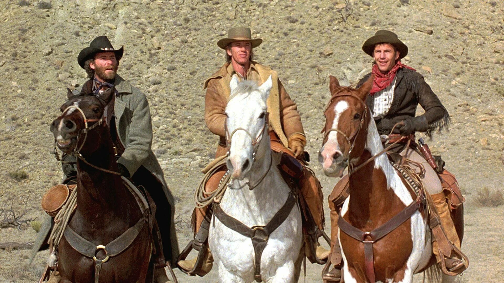 Какой ты ковбой. Клинт Иствуд на лошади. Кевин Костнер 1985. Клинт Иствуд ковбой на лошади.