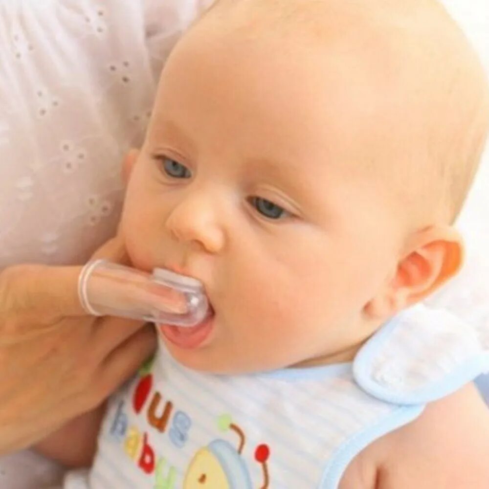 Для зубов для малышей. Гигиена полости рта у грудничка. Можно ли чистить зубы ребенку