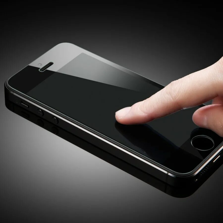 Как выглядит защитное стекло. Айфон 5s 3d. iphone se 2025 черная защитная пленка. защитное стекло. защитные стекла для iphone.