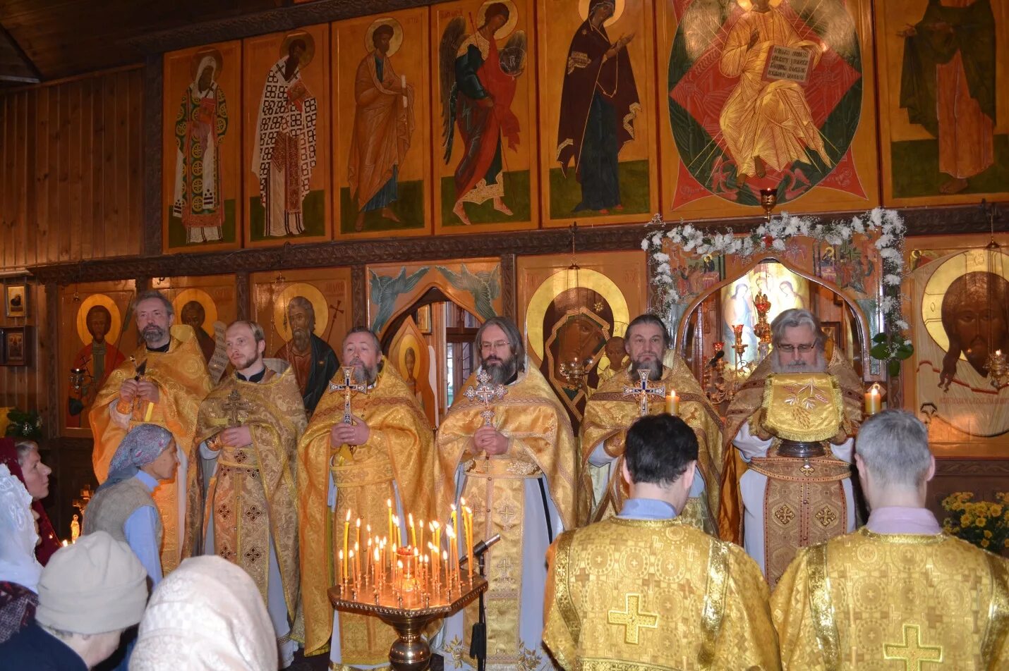 расписание служб в храме андрея первозванного воронеж. храм андрея первозванного в люблино. концерт в храме андрея первозванного в люблино. храм святого тихона в люблино. храм в люблино андрея первозванного расписание богослужений.