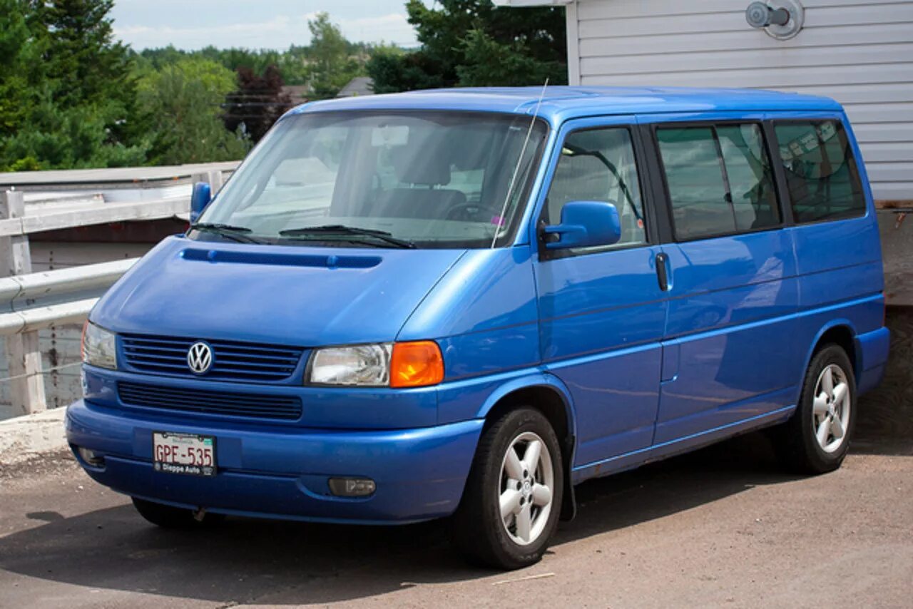 В 4 volkswagen купить. Фольксваген Транспортер т4. Volkswagen Транспортер т4. Volkswagen t4 2005. Т-4 Фольксваген-т4.