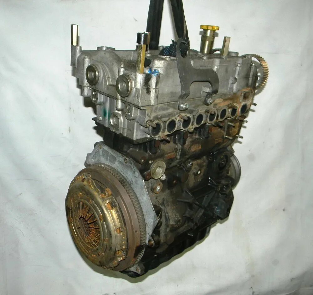 Двигатель Chrysler 4.0. Двигатель Крайслер 2.5 дизель. 2124e двигатель Chrysler Voyager 2.5 CRD. Двигатель Крайслер 2.0 141 л.с.