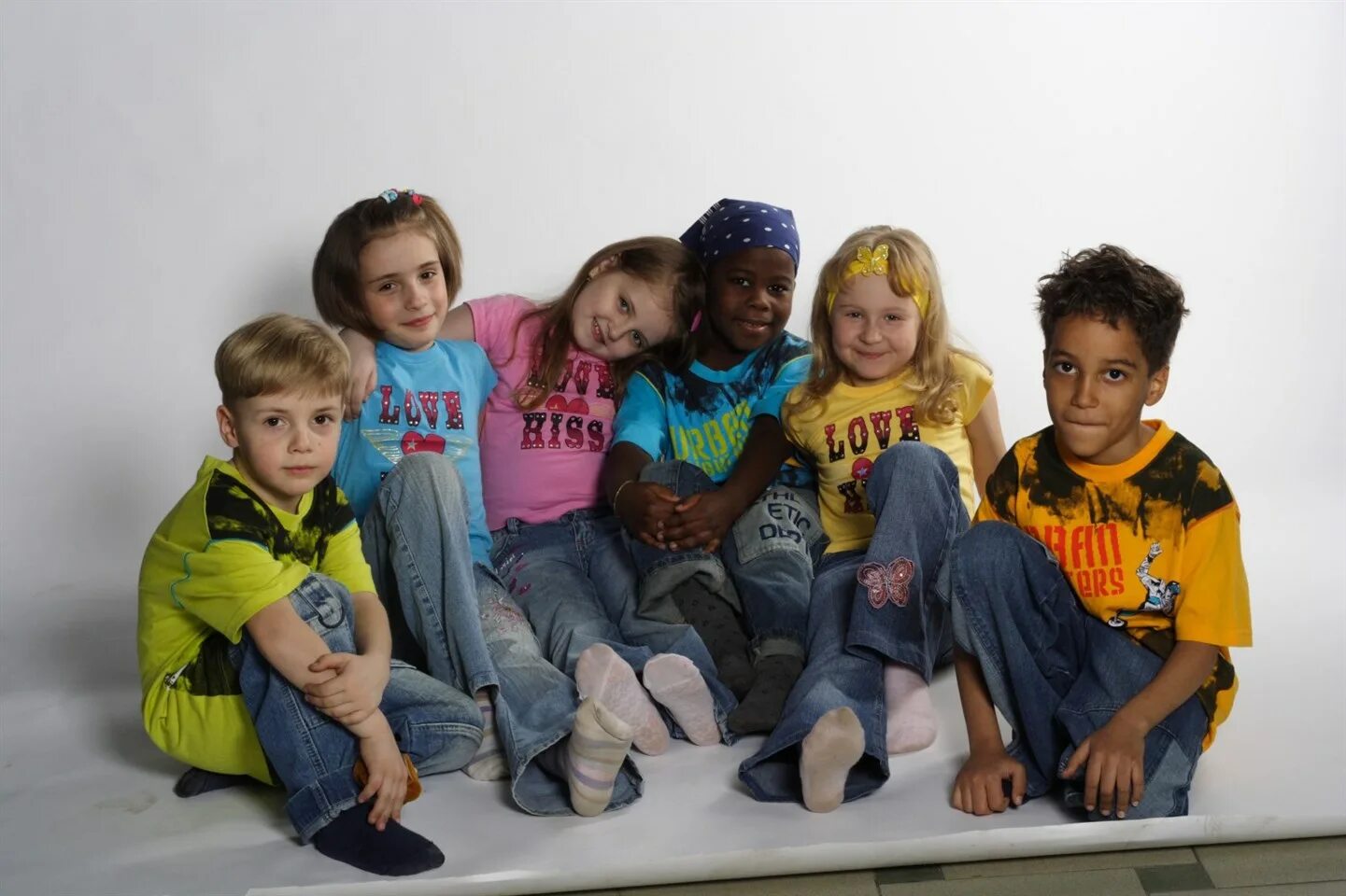 счастливый ребенок. мебель cia. детский интернационал. детские сады в таиланде. Igym ясенево.