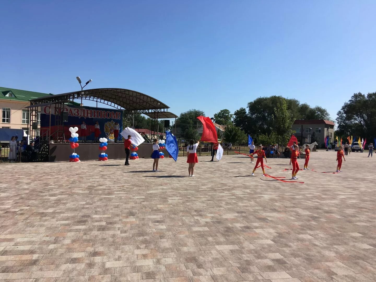 Село Новоселицкое Ставропольский край. Парк в селе Грачевка Ставропольский край. Парк села Новоселицкого. Село Кочубеевское Ставропольского края парк. Гисметео грачевка ставропольский край