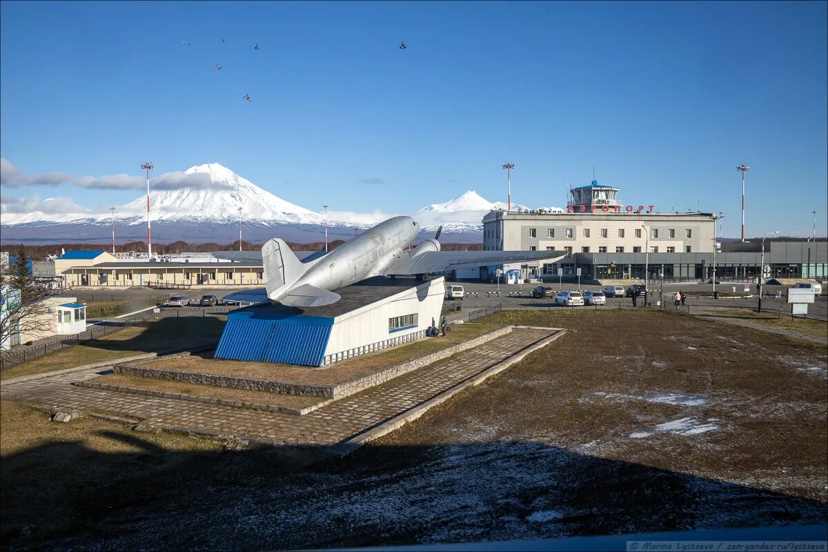 Прилеты петропавловск камчатский аэропорт елизово. Петропавловск-Камчатский Елизово. Камчатка аэропорт Елизово. Аэропорт «Елизово», город Петропавловск-Камчатский. Аэропорт Елизово 1948.