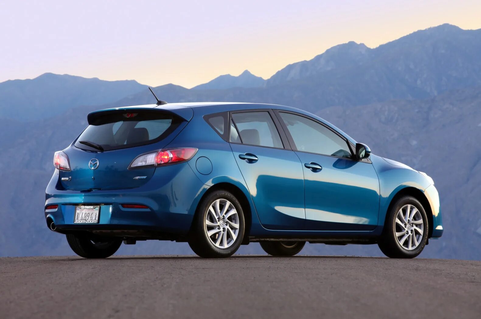 Mazda 3 i хэтчбек. 5. мазда хэтчбек 6 хэтчбек. Mazda 3 hatchback. Mazda 3 bl hatchback.