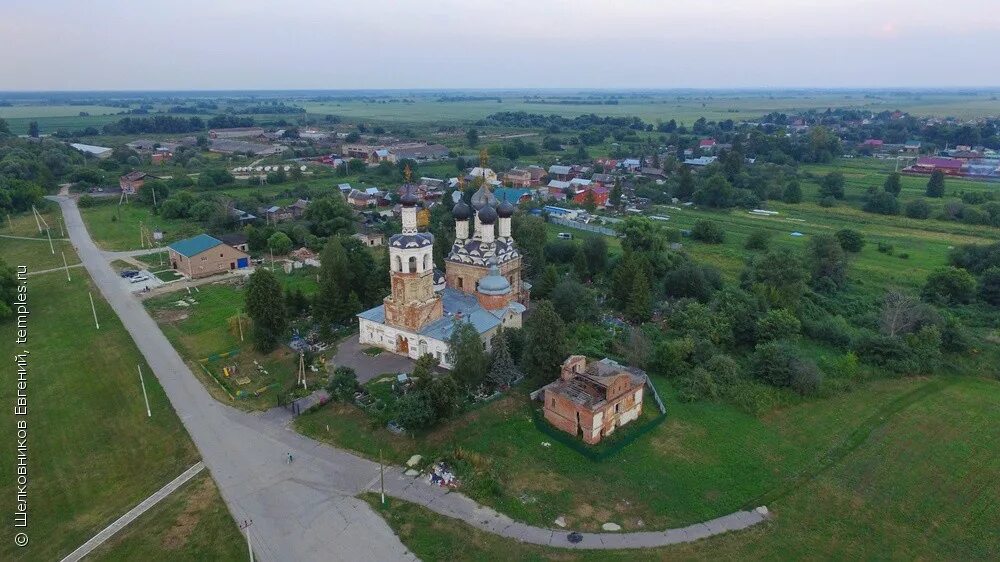 Село Дединово Луховицкого района. Троицкий храм Дединово. Храм в Дединово Луховицкого района. Село Дединово Луховицкого района Московской.