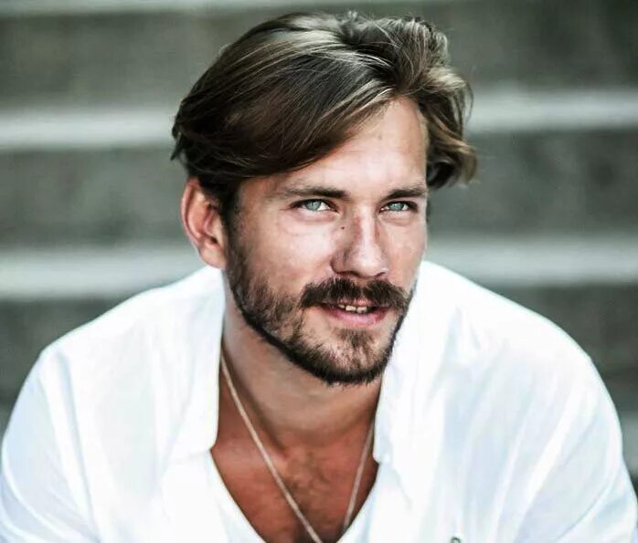 горбатов актер жена