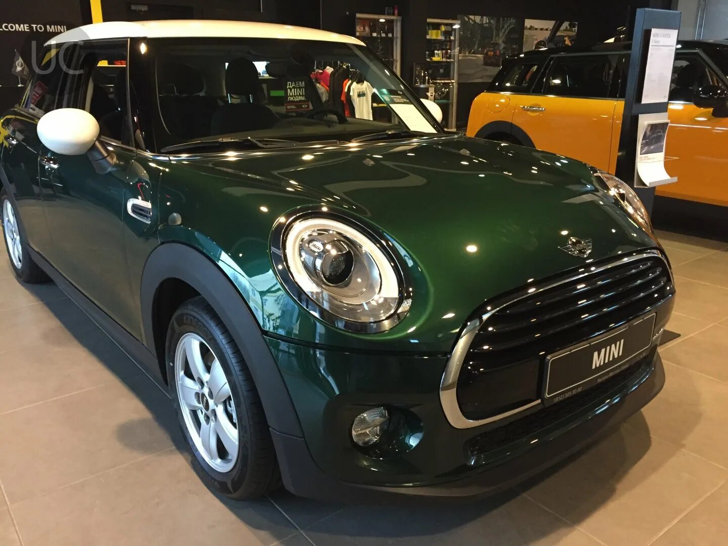 Купить мини в иркутске. Мини Купер 2017. Мини Купер s 2017. Mini Cooper one 2017. Мини Купер 2017г.