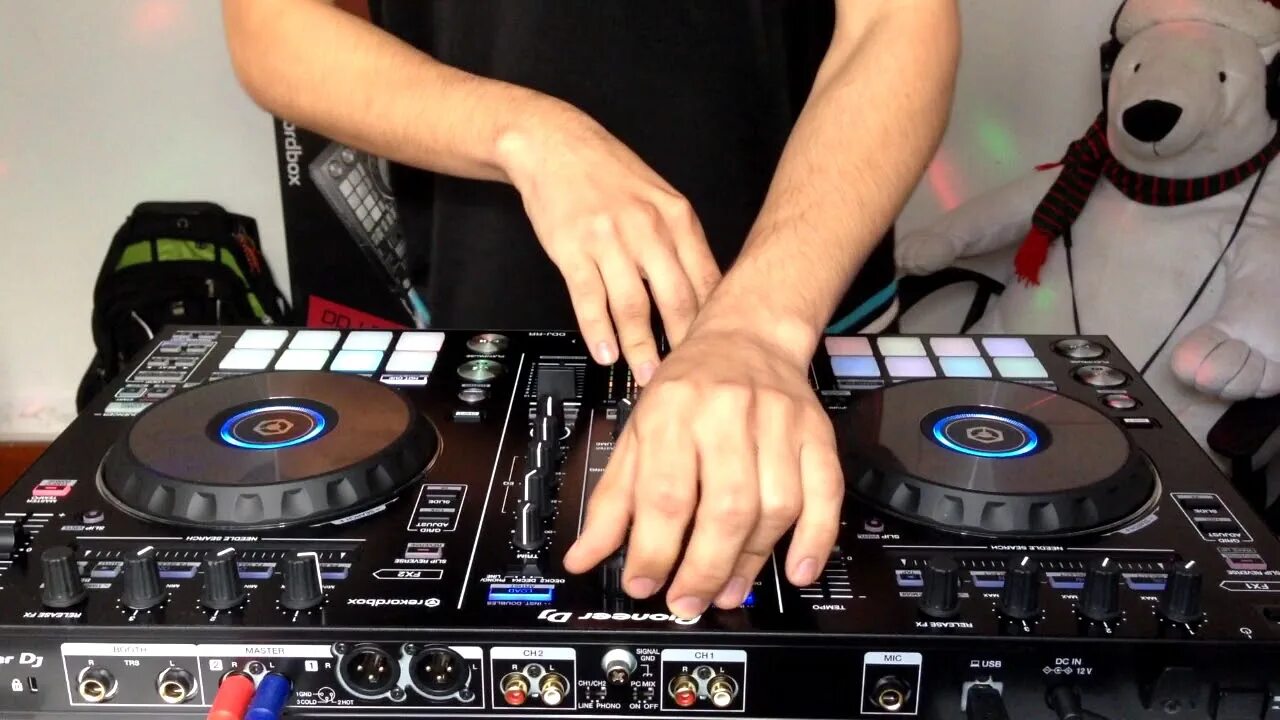 Take control dj