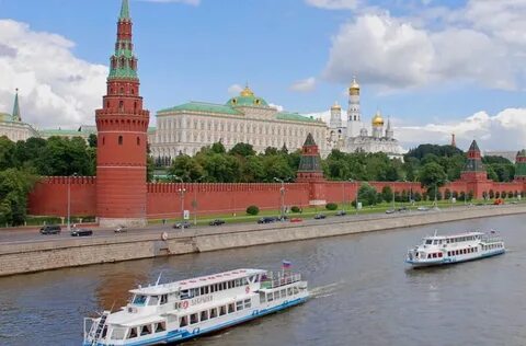 Название реки на которой стоит московский кремль