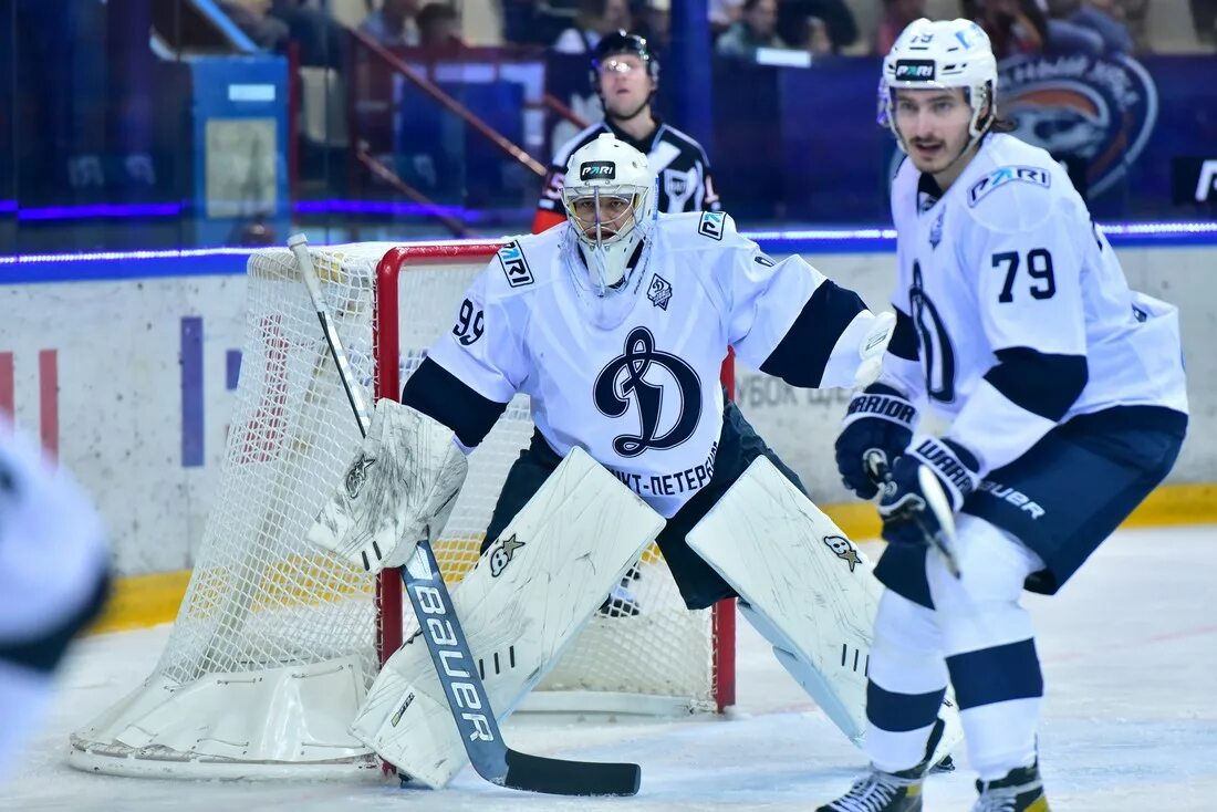 Южный урал динамо. Торпедо (хоккейный клуб, нижний новгород). Динамо спб вхл фото. Вадим жеренко. Матч динамо.