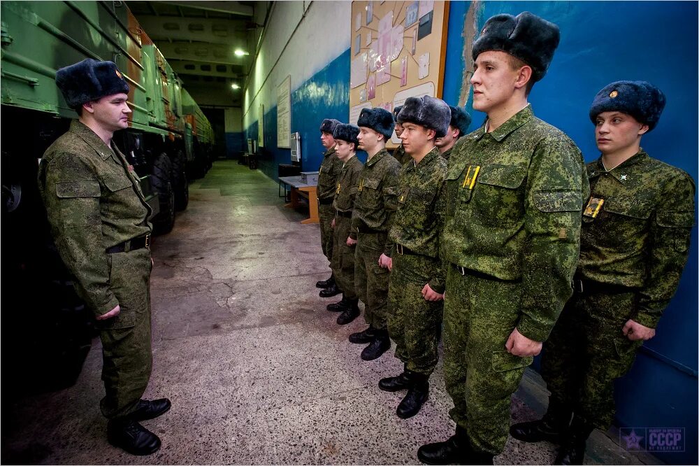 РВСН форма солдат. Форма ракетных войск. Военная форма Ракетчиков. Ракетные войска форма.