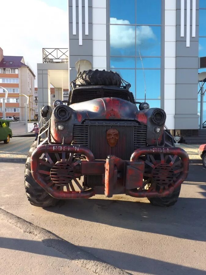 Машин каменск шахтинский. Музей легенды СССР Каменск-Шахтинский. Ретро музей Каменск Шахтинский. Музей ретро автомобилей Каменск-Шахтинский. Музей машин Каменск Шахтинский.