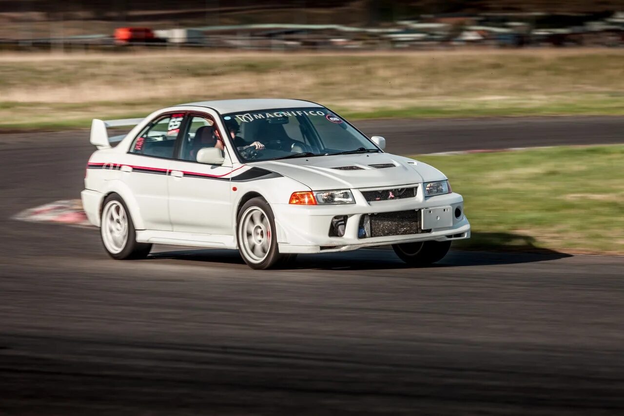 Эво карс симферополь. EVO 6 Mitsubishi TME. Lancer EVO 6 TME. Lancer EVO 5 time Attack. Mitsubishi EVO 6 stok 290k.