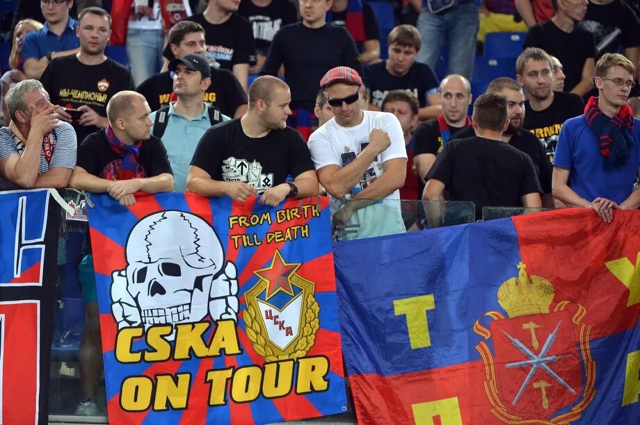 Флаг цска. Red blue warriors цска. Red blue warriors цска. Шарф цска rbw. Гнус цска ред блю вариорс.