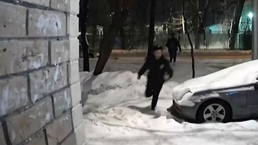 дома для жителей. спасли женщину уровень. спасли женщину уровень. спасли женщину уровень. Brain test 2 уровень 13.