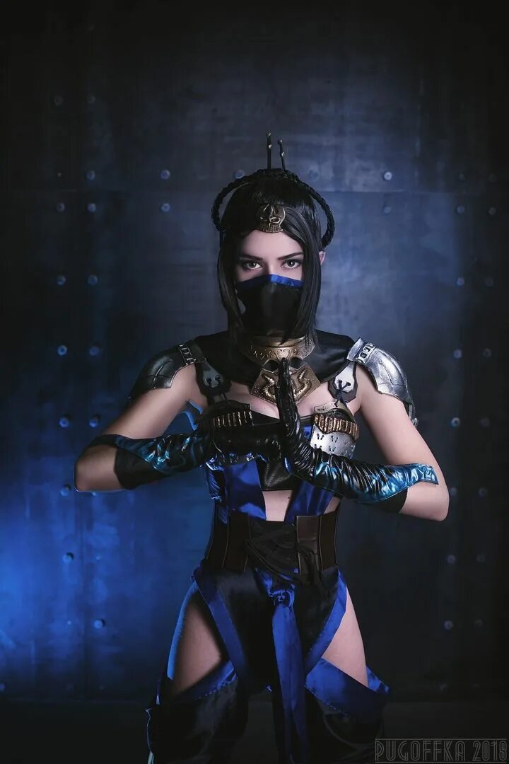 Китана. Китана мк 11. Mortal kombat принцесса китана. Mortal kombat принцесса китана. Китана веер.