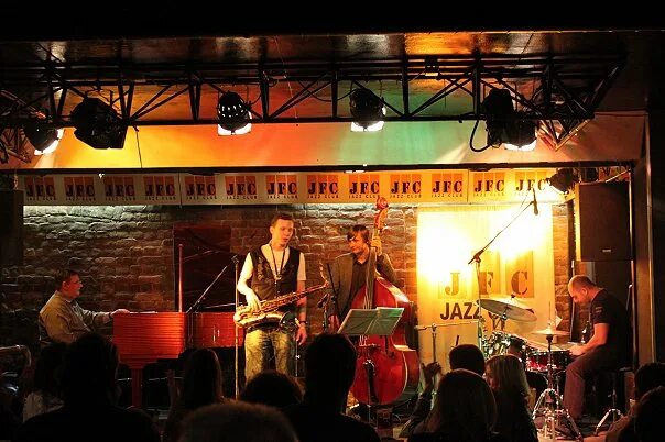 джаз бары санкт-петербурга jfc. City jazz club — калининград. джаз френдс клаб спб. джаз бары санкт-петербурга jfc. Jfc jazz club зал.