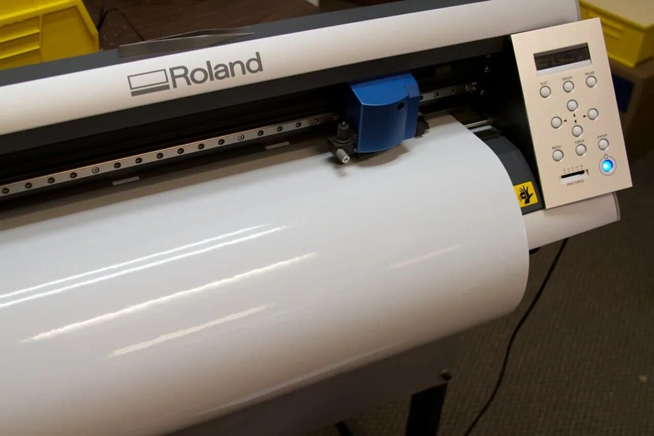 Cutting plotter