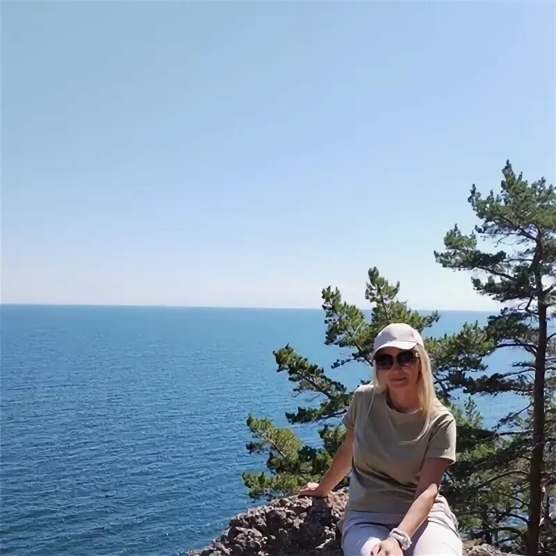 Людмила, 32 years, Russian Federation, Angarsk, would like to meet a guy at the 