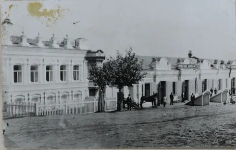 Старый режет