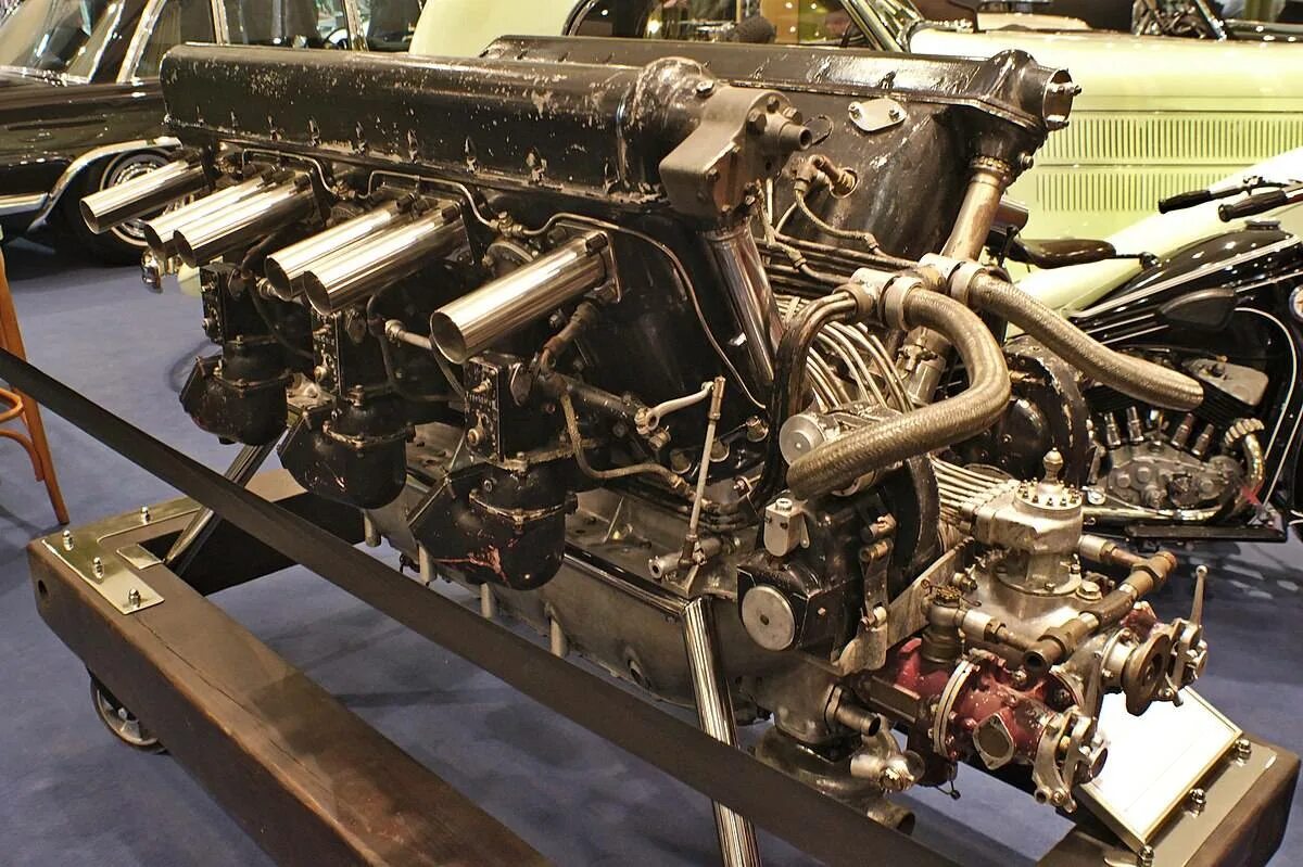 Двигатель дб. Двигатель Hispano-Suiza 12y. Испано Сюиза мотор. Двигатель м-6 испано-Сюиза. Двигатель испано Сюиза 12y.