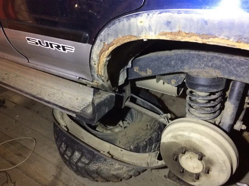 Toyota 4runner 130. Surf 130 изменение направления выхлопа. Ремонт сурф 130. Тойота сурф 1997г. Тойота сурф 1992 года дизель.