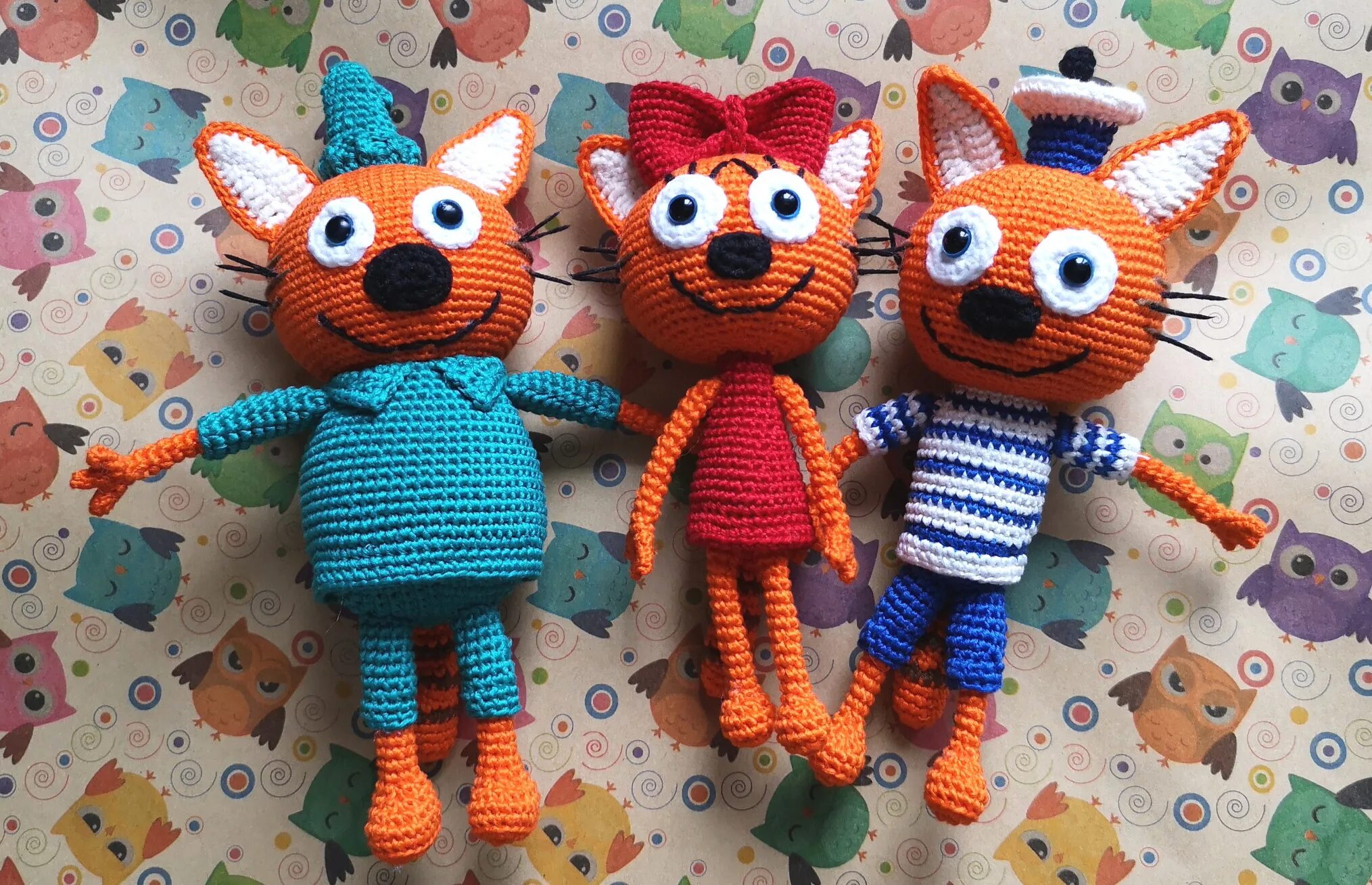 3 кота мастер. 3 кота мастер. вязаные игрушки крючком три кота. три кота 4 сезон. коржик три кота амигуруми.