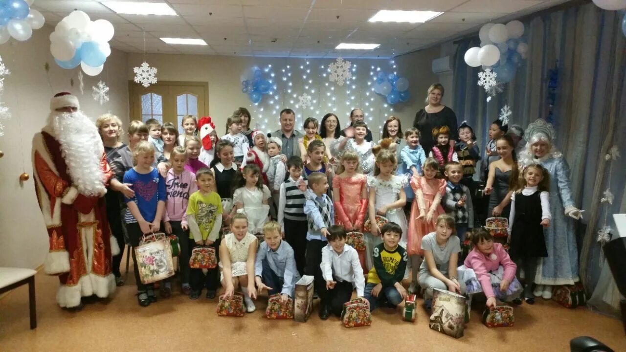 детский дом нижнекамск. домик дедушки мороза. интернаты детдома. дедуок. сдать в дед дом.