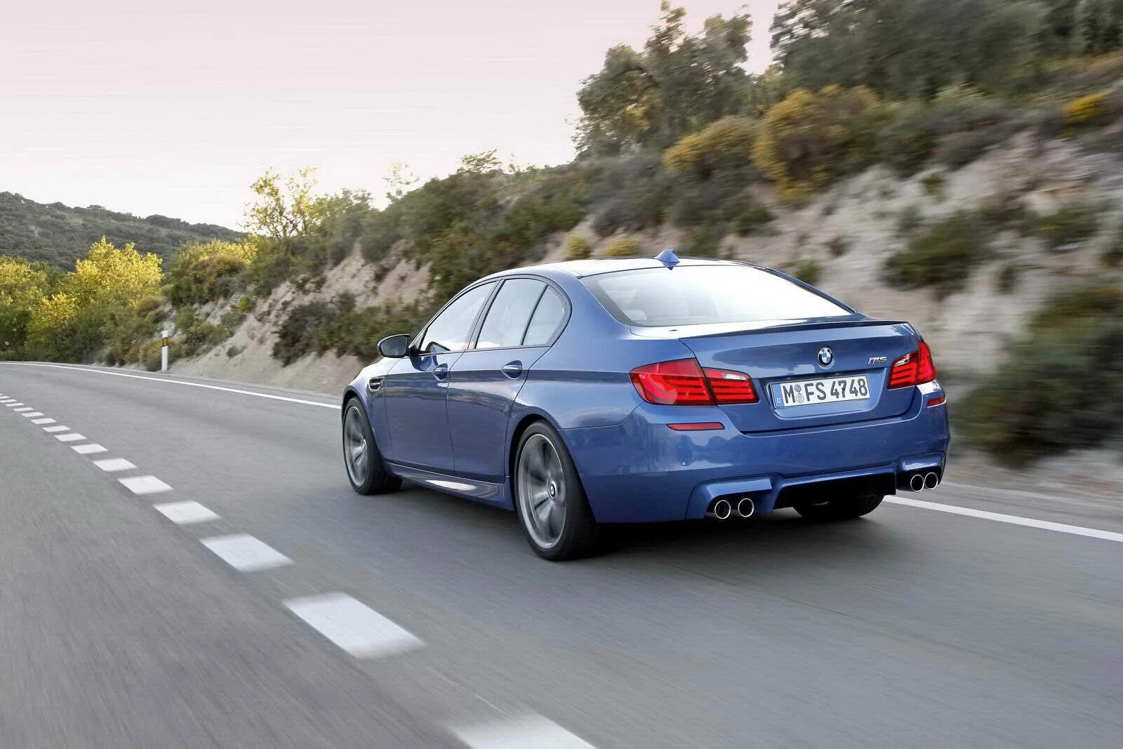 1 m5 3