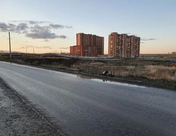 Школа в солнечном красноярск. 156 Школа Красноярск в Солнечном. Микрорайон Солнечный Красноярск. Солнечный Красноярск Светлова 36. Светлова 44 Красноярск.