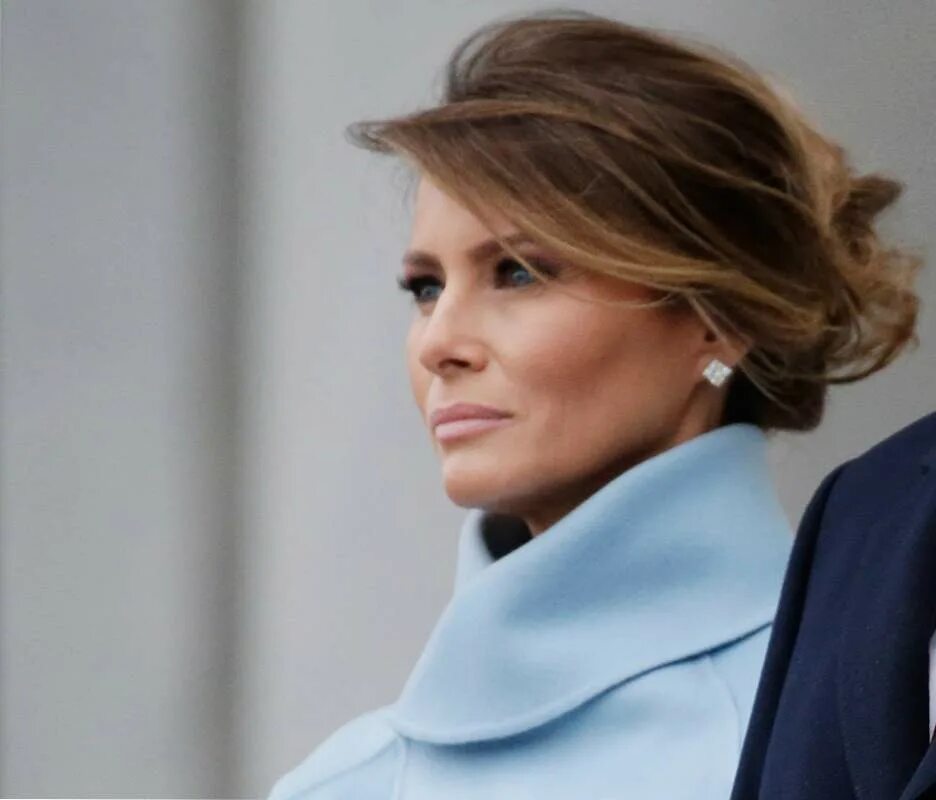 Ловушка для Президента: любимые духи Маланьи Трамп и Мишель Обамы Простушка Дзен