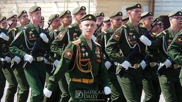 Улан удэ танковая. Парад Победы Улан Удэ. Парад в Улан-Удэ 2023 фото войска фото с парада. День Победы Улан-Удэ 2023парад. Парад 9 мая 2023 Улан-Удэ.