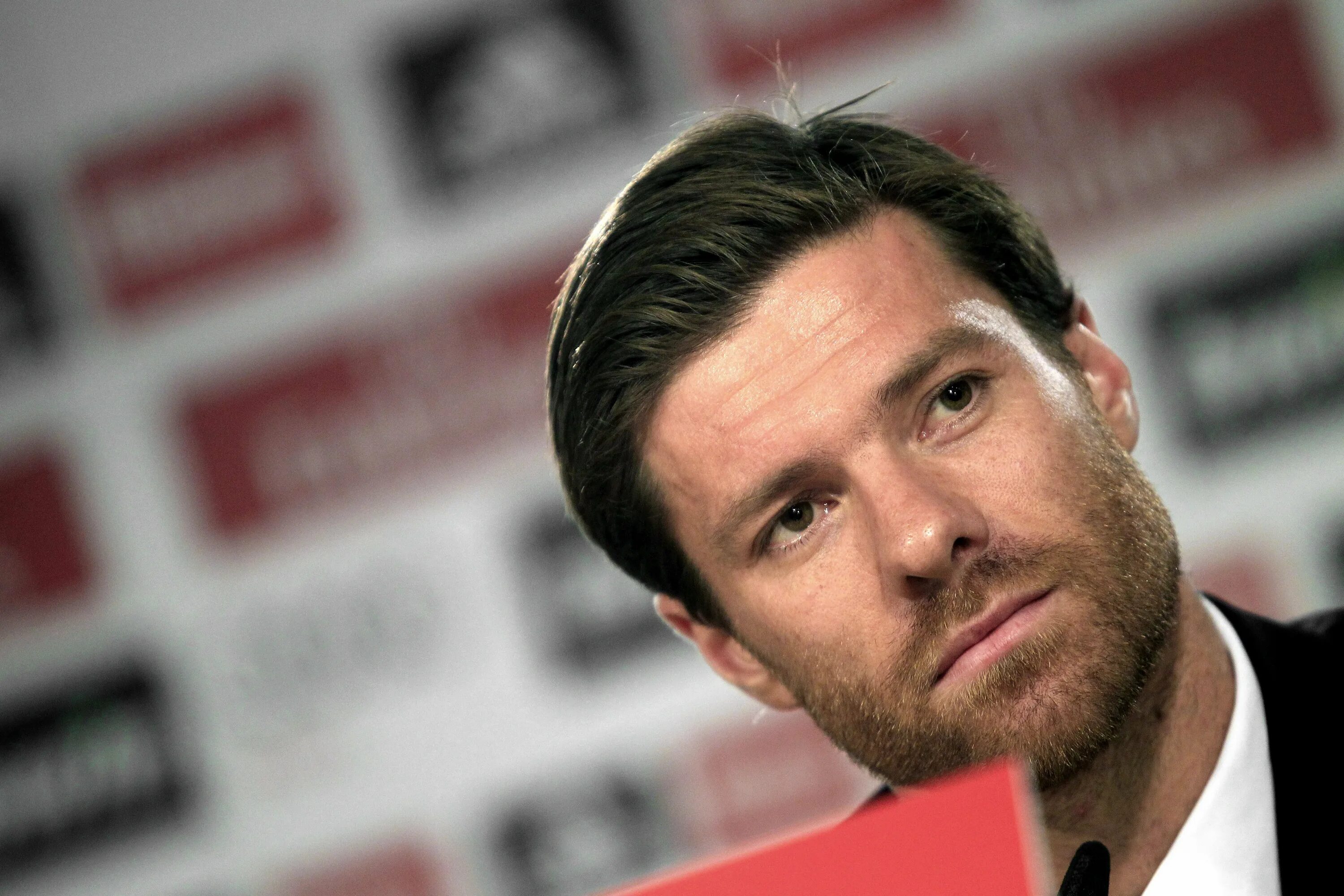 Хаби Алонсо. Хаби Алонсо 2022. Хаби Алонсо тренер. Xabi Alonso футболист. Хаби алонсо википедия