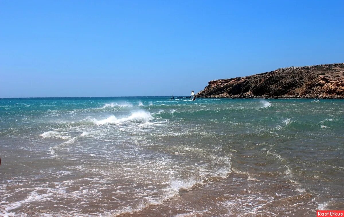 левантийское побережье средиземного моря. поцелуй двух морей. греция родос слияние морей. поцелуй 2 морей на родосе. левантийское море.