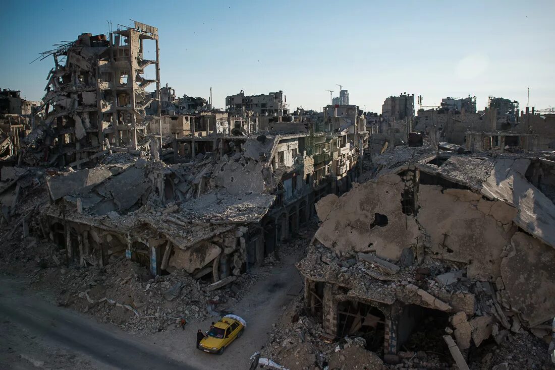 площадь минутка чечня 1995. разрушенный волгоград. события руины. события руины. руины киева 2022.